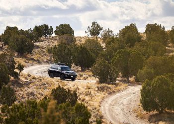 2021 Toyota Land Cruiser A Luxury Class SUV