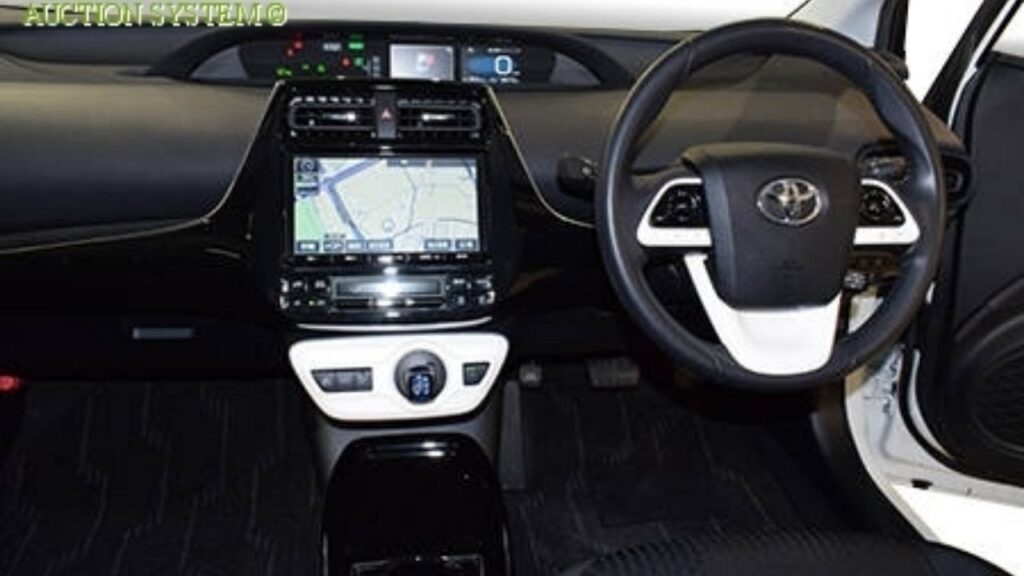 Toyota Prius Specifications & Features