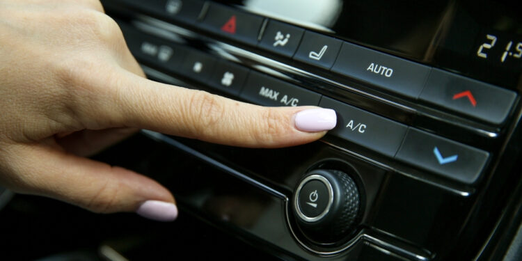 5 Reasons Car Shakes When AC Is On
