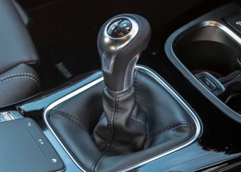 Mercedes Manual Gearbox Gradually Eliminate from 2023
