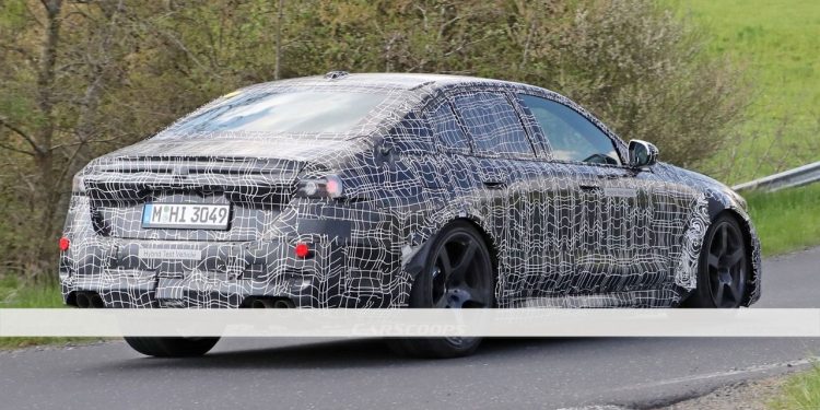 BMW M5 Touring is Back with Plug-In Hybrid Power