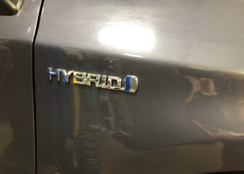 Higher Gas Prices Cause Jump in Hybrid and EVs Prices