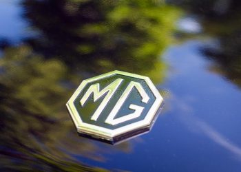 Locally Assembled MG Car Hits Road Next! Javed Afridi Answer