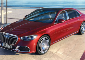 First Plug-In Hybrid Mercedes-Maybach S580e