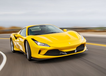 Ready to Record New Experience With Ferrari F8 Spider