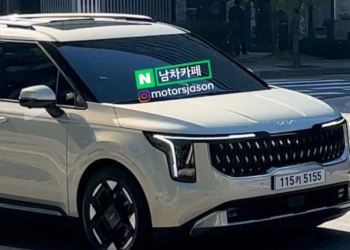 2025 Kia Carnival Brings New Look